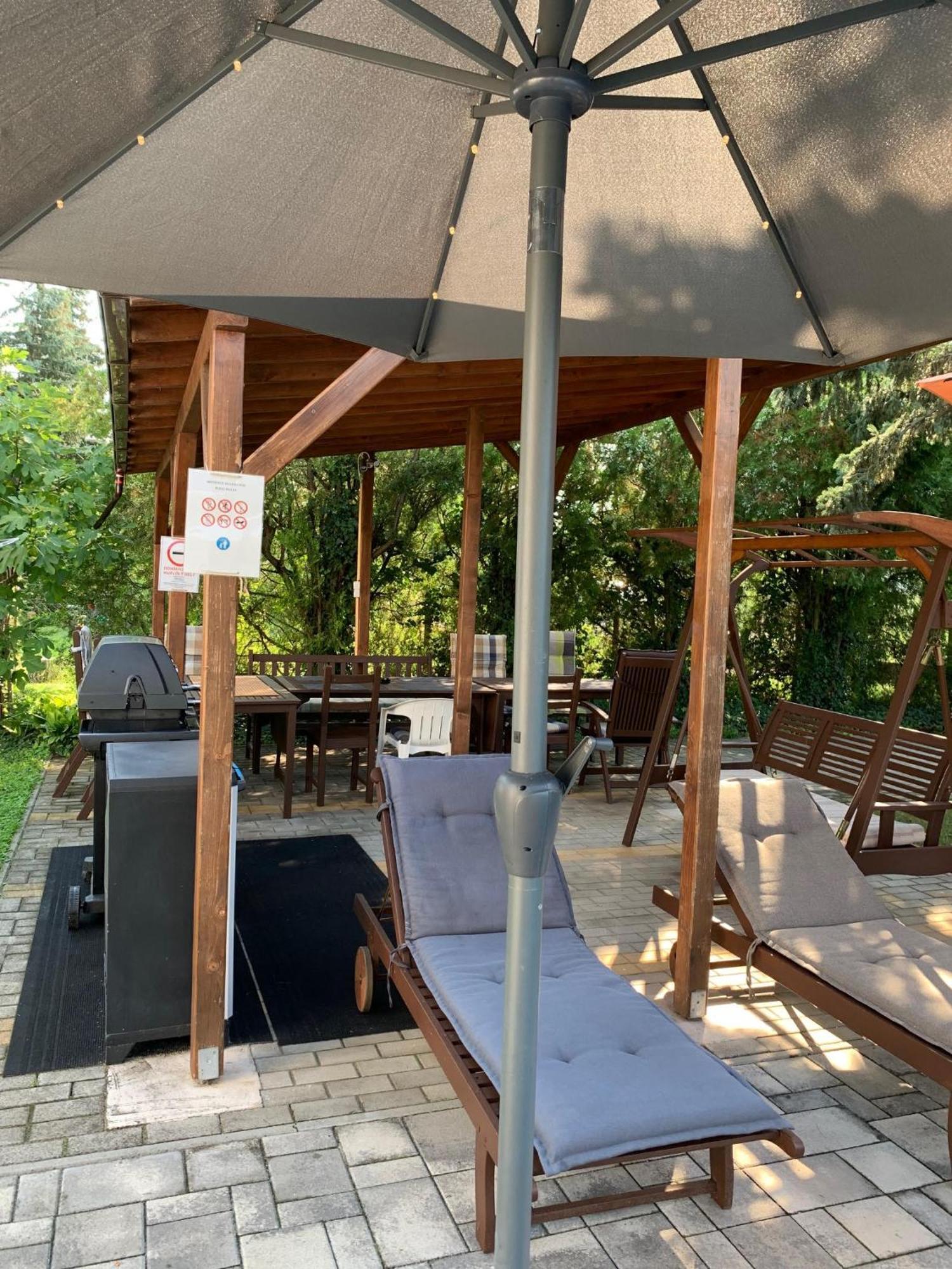 Villa Akos Haz Siófok Exterior foto